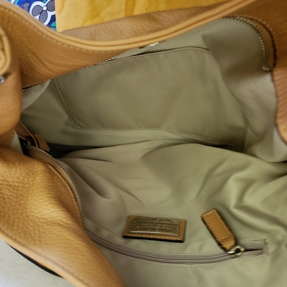 Mario Valentino Spa Designer Hand Bag - Picture 6 of 9